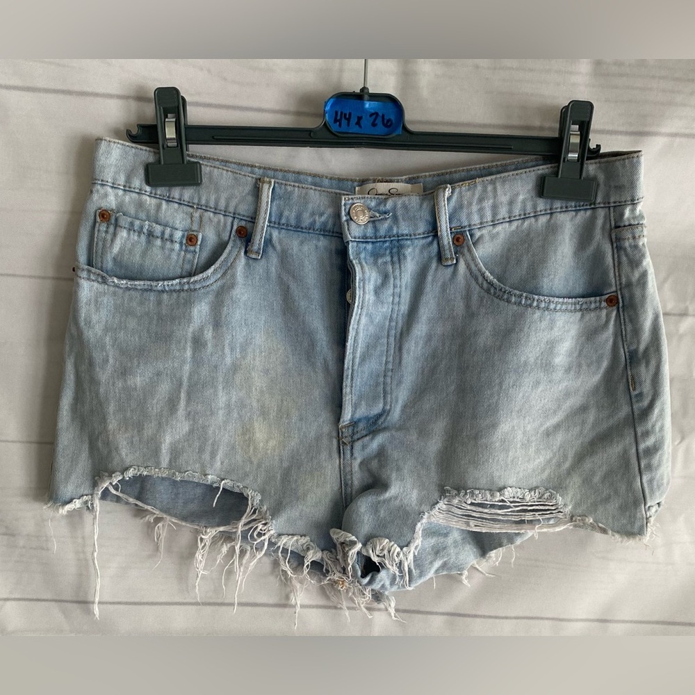 Jessica Simpson Shorts Women’s 30 Hug Me Cut-Off Button Fly Jean Shorts